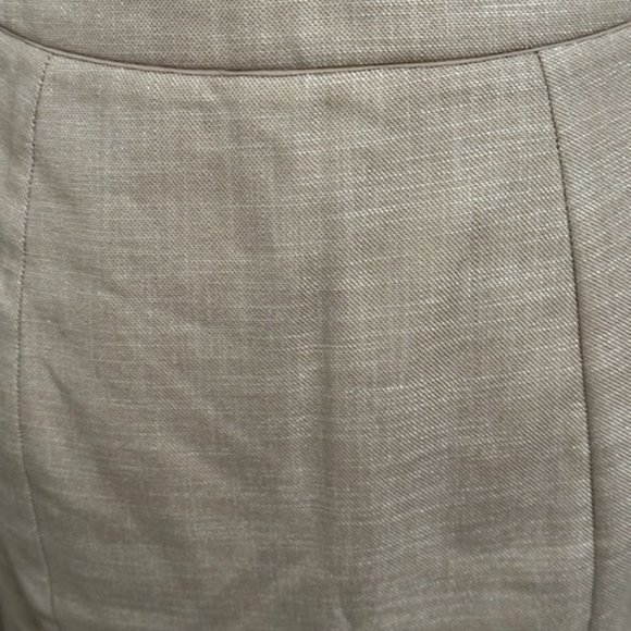 Brand New White House Black Market Skirt, Size 0 - Picture 6 of 7